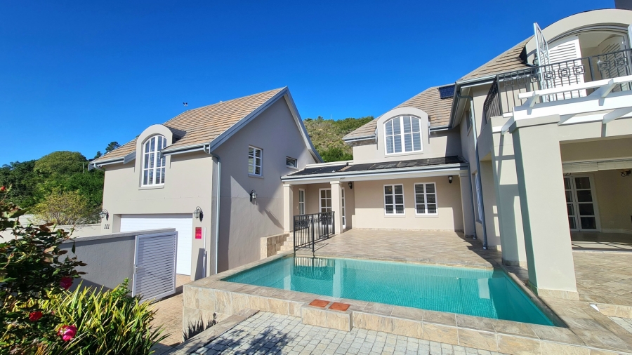 5 Bedroom Property for Sale in The Village Western Cape